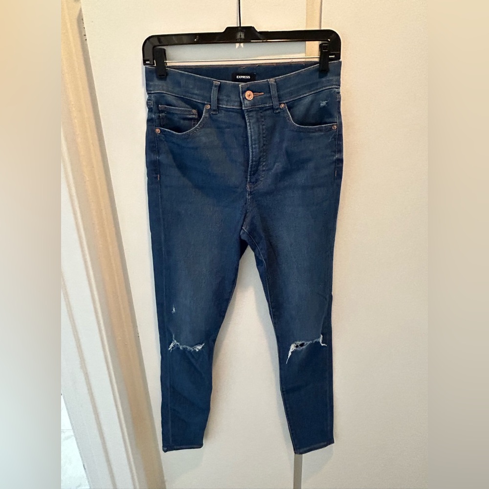 Express, high waisted, distress knee, vol sky blue, size 4R skinny jeans